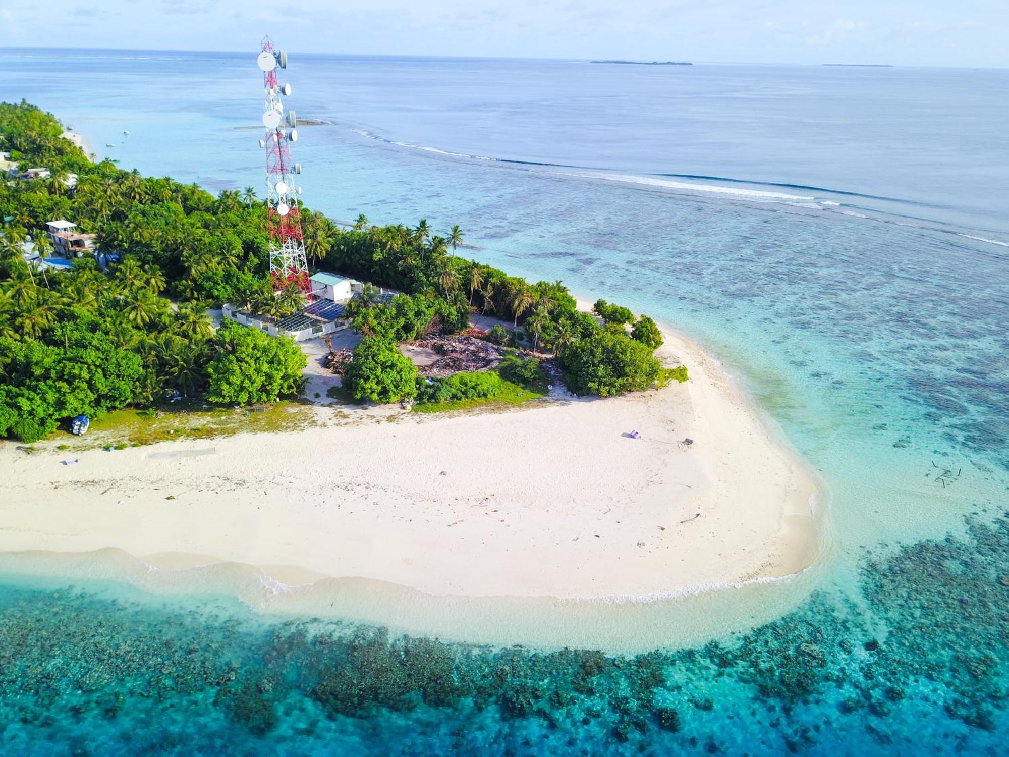 Himandhoo Lodge Exterior photo